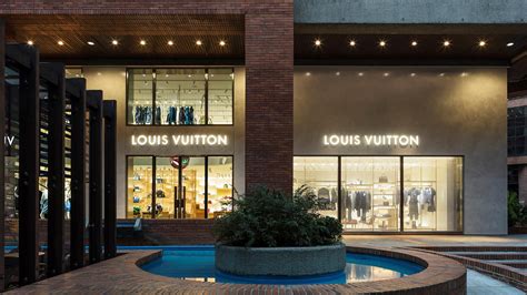 fabrica louis vuitton barcelona